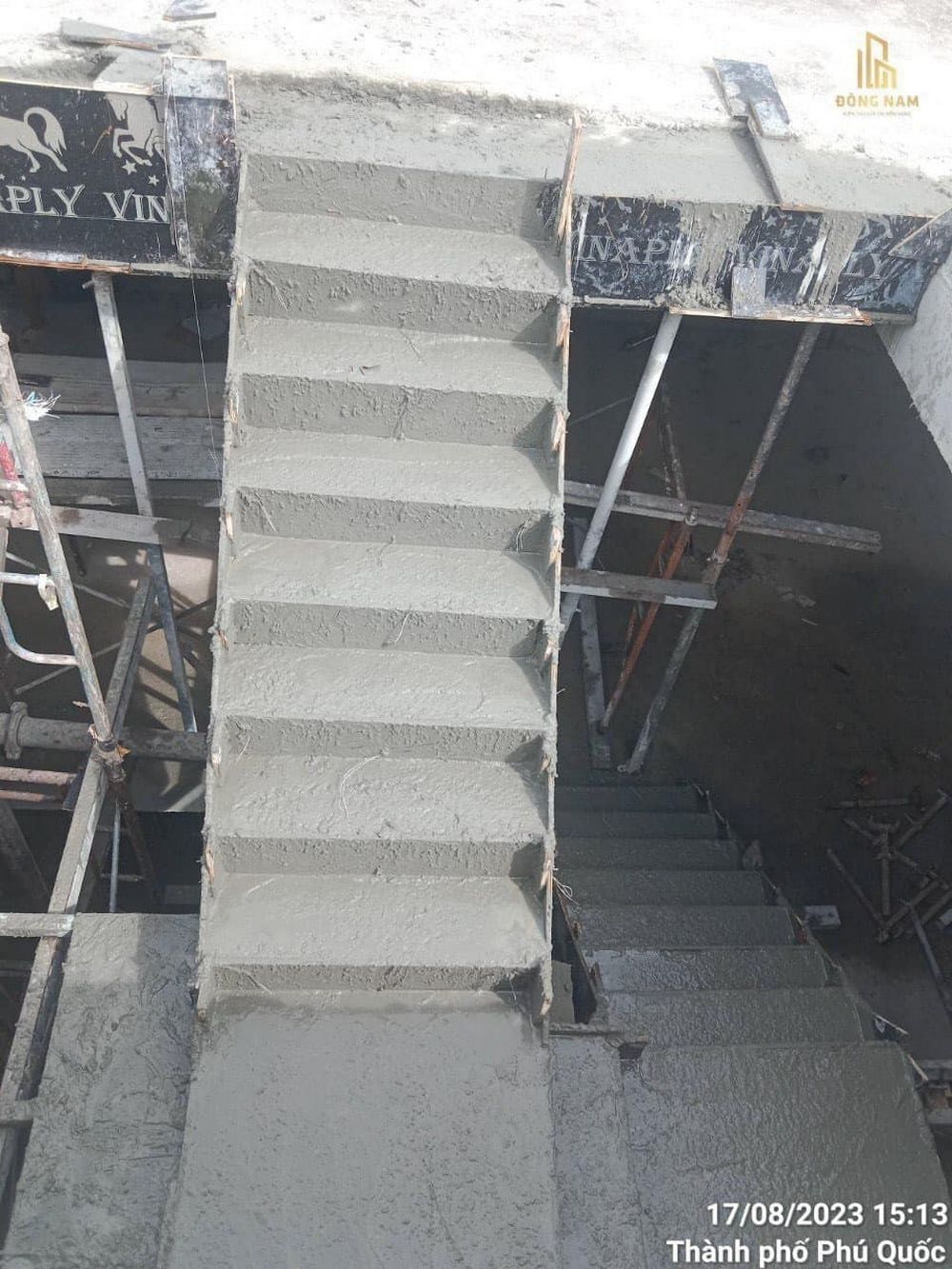 Xây Dựng Đông Nam - chuyên thiết kế thi công xây dựng biệt thự, villa cao cấp tại Phú Quốc