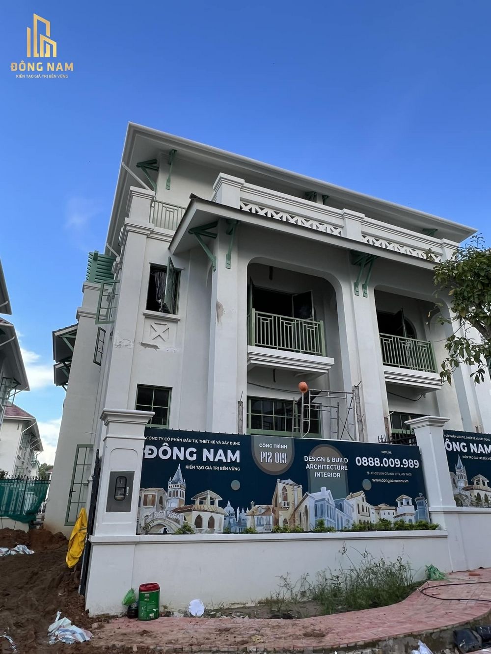 Xây Dựng Đông Nam - chuyên thiết kế thi công xây dựng biệt thự, villa cao cấp tại Phú Quốc